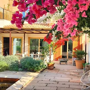 Idayvuelta & With Private Pool Gasthof